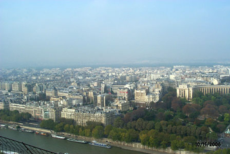 043-Eiffel_Tower-2006