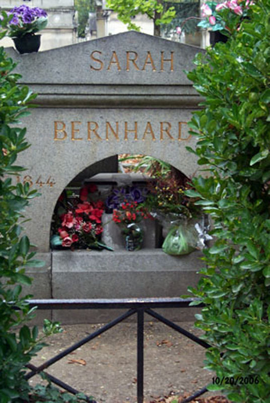 109-Sarah_Bernhard-2006