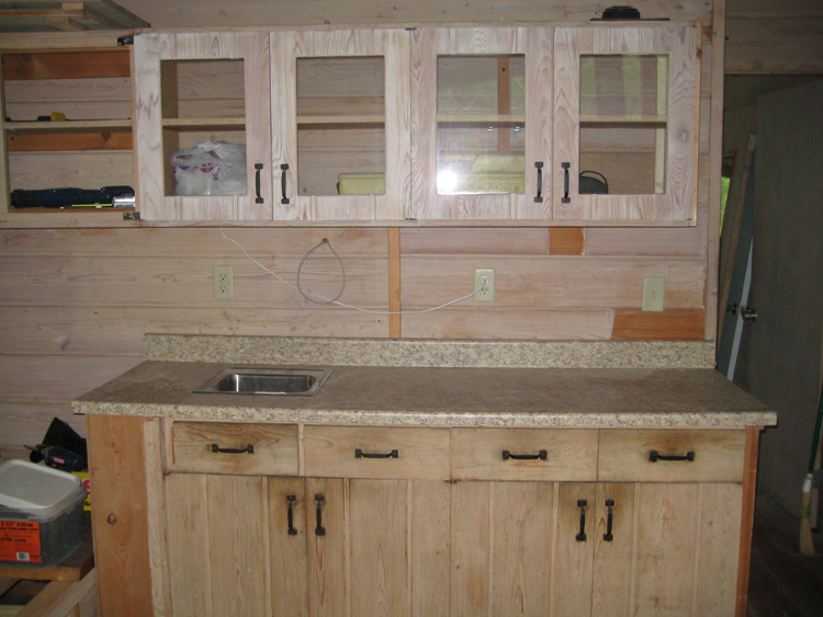 02-upstairs-bar